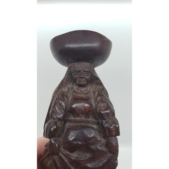 Vintage Hand Carved Wood Sculpture Woman Working Ethnic - Picture 8 of 10